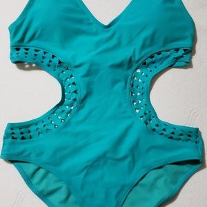 1 piece bathing suit